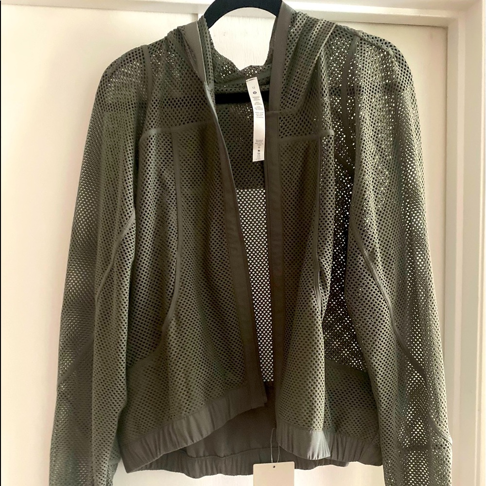 Lululemon Relaxed Fit Mesh Jacket